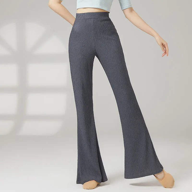 Women's classical dance practice trousers in polyester fabric showing solid colour design for body training