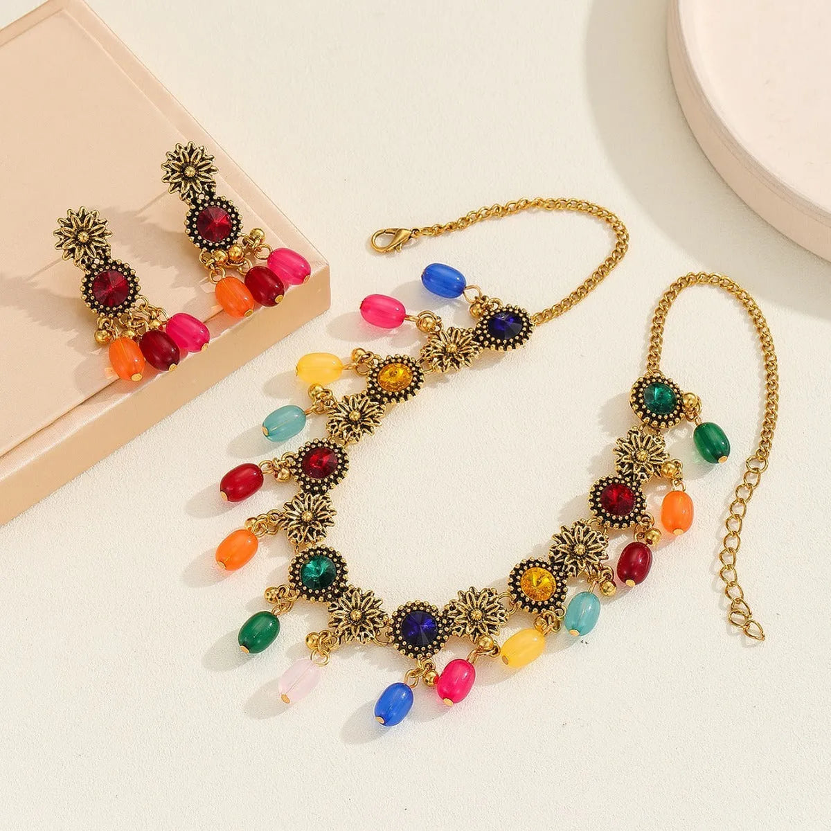 Bohemian jewellery set with ancient gold zinc alloy O-ring chain necklace and matching round earrings