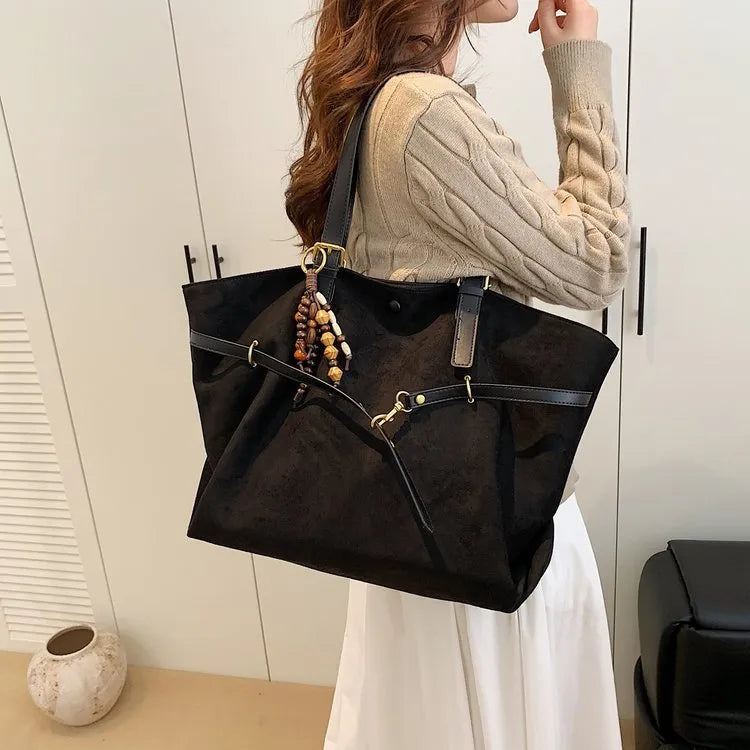 Retro large capacity women's shoulder bag in soft PU with sewing thread detail, shown in wine red, black, brown, and coffee.