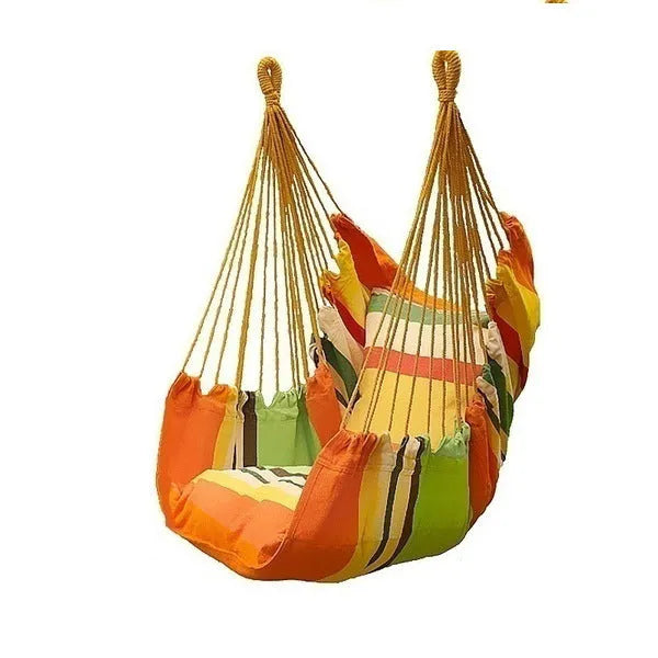 Canvas hanging chair in green colour, measured 100x130cm, for indoor and outdoor use, with 150kg capacity