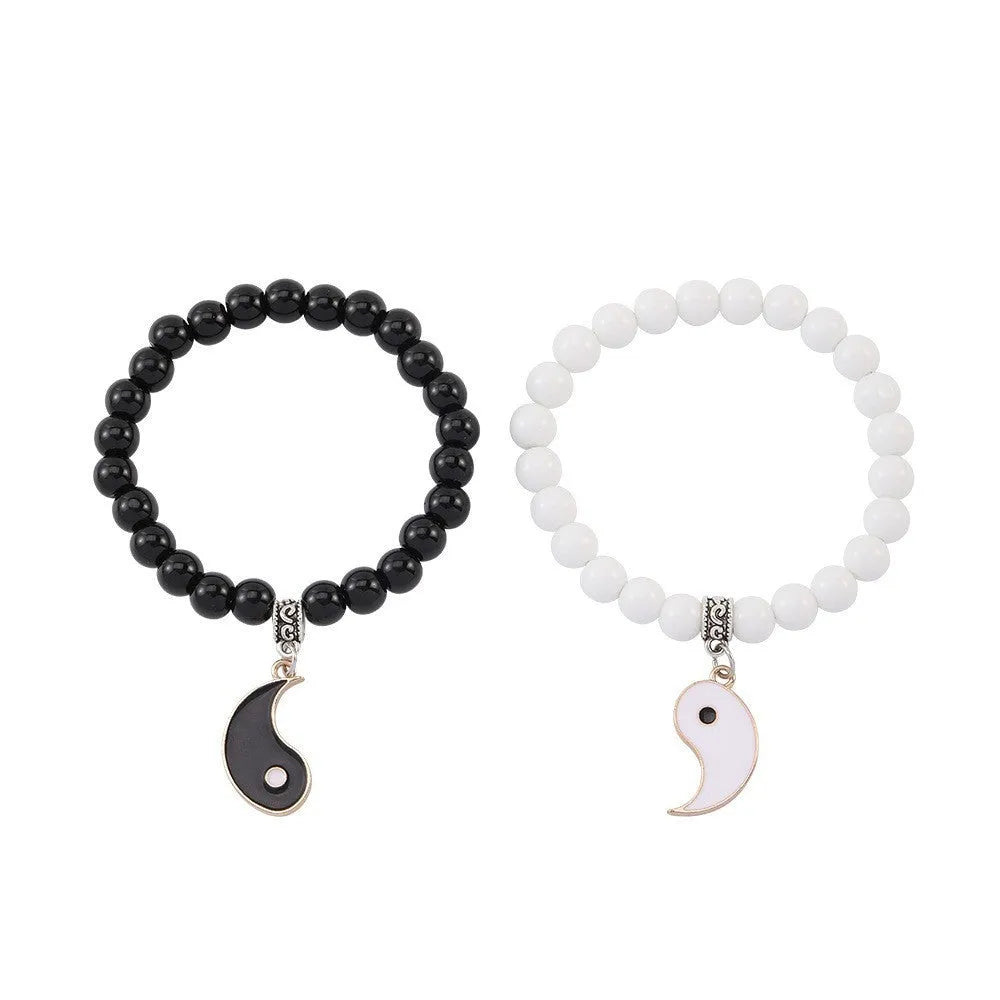 Geometric eight-diagram-shaped alloy bracelet with electroplated finish in unisex design