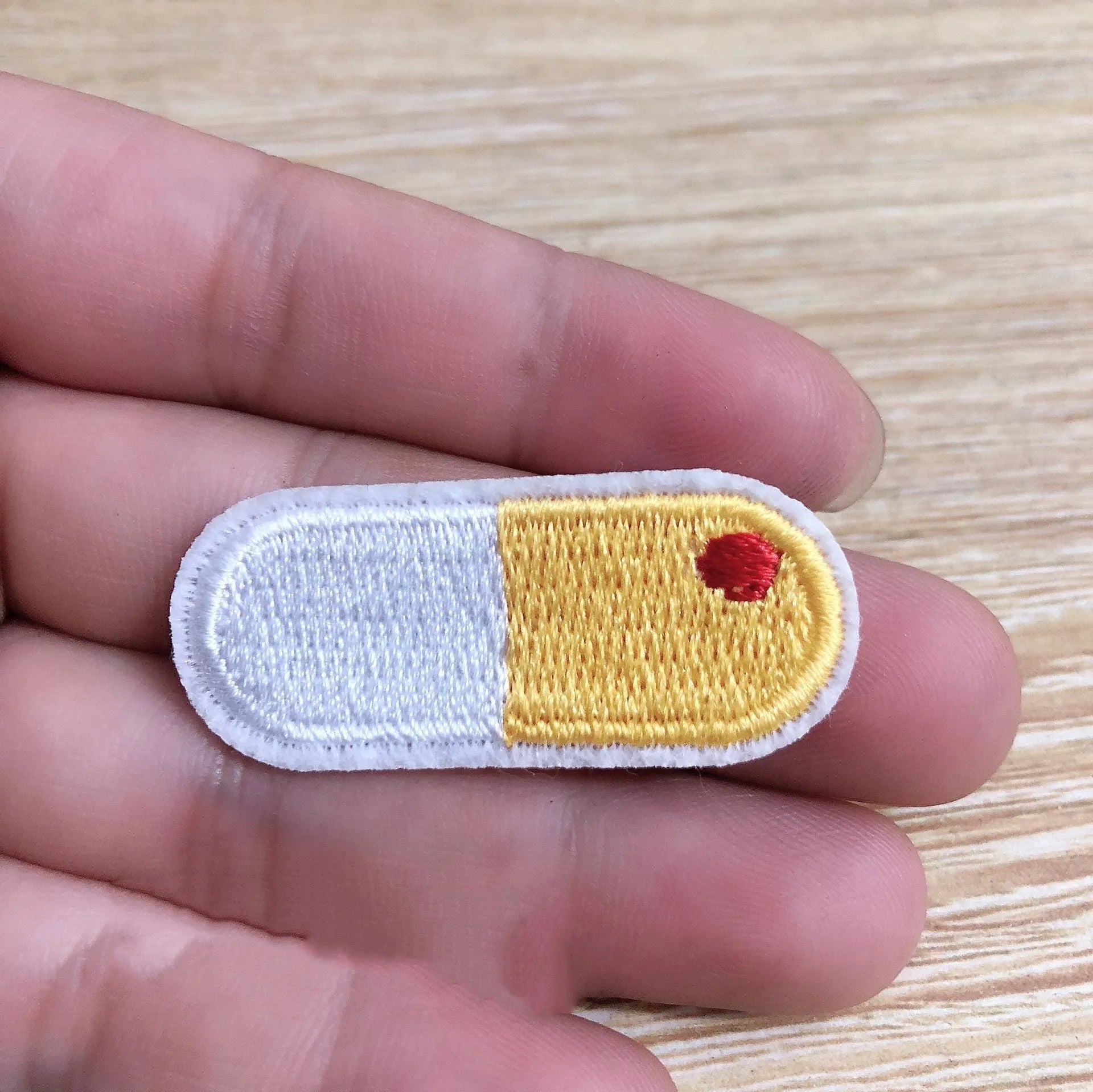 Set of 10 creative computer embroidered patch badge stickers for clothing customisation