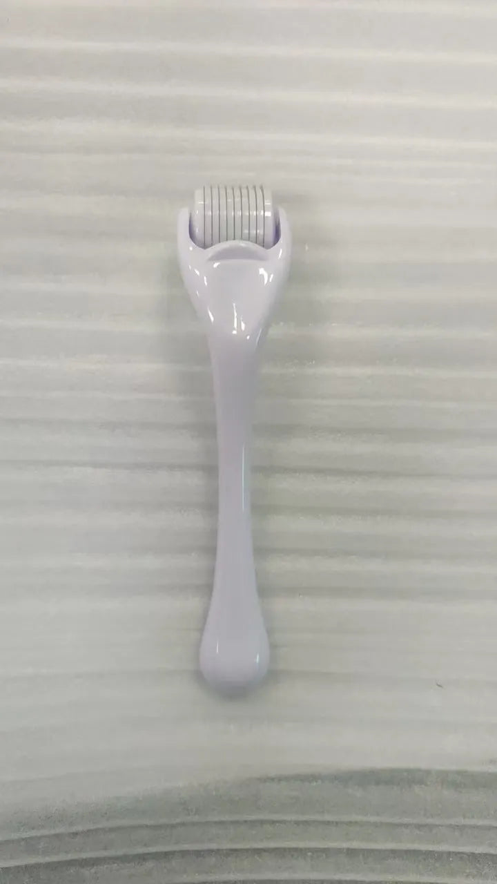 540 micro needle roller derma tool with PC construction showing needle wheel detail