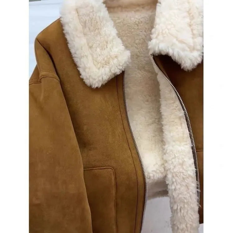 Warm thickened imitation lamb wool deerskin velvet leather jacket for women with faux fur collar and pockets in brown
