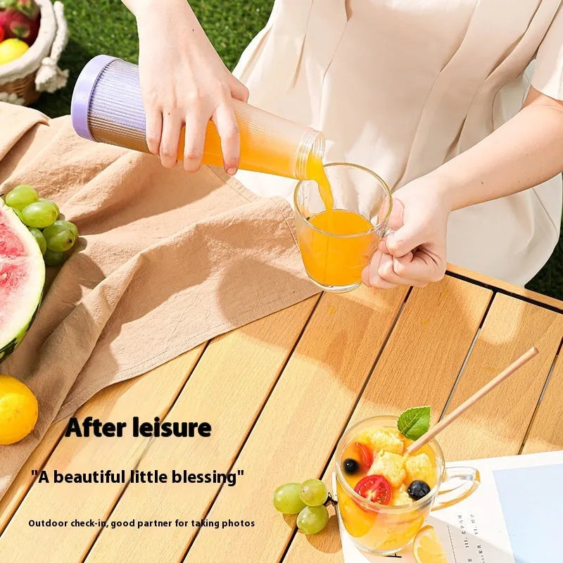 Portable electric juicer 400ml USB rechargeable in white light green pink or violet