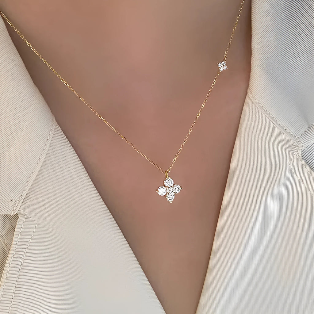Silver clover clavicle chain necklace for women with O-ring chain and 9.8x11.8mm flower pendant