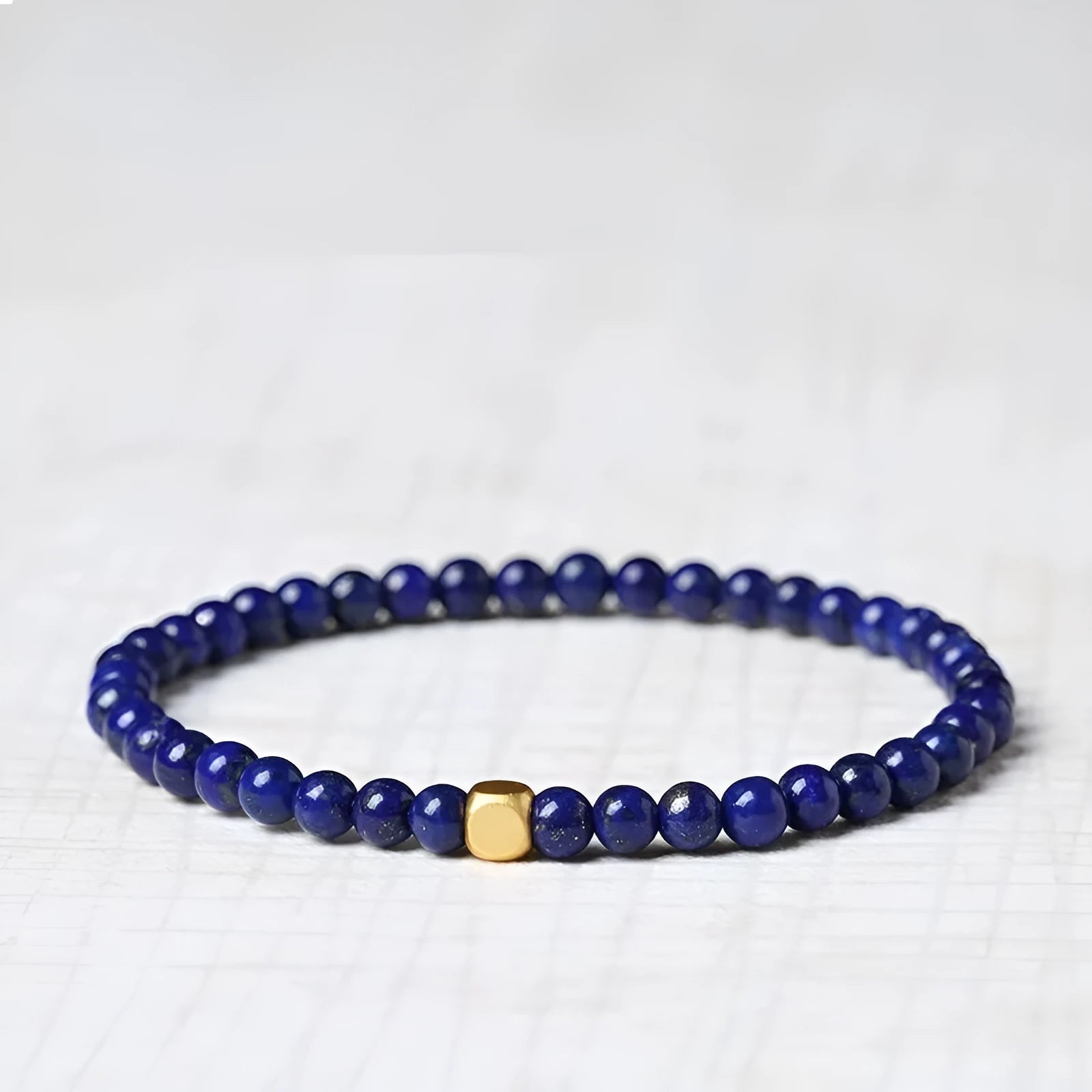 Natural green gold stone bracelet for women with 16mm geometric crystal design