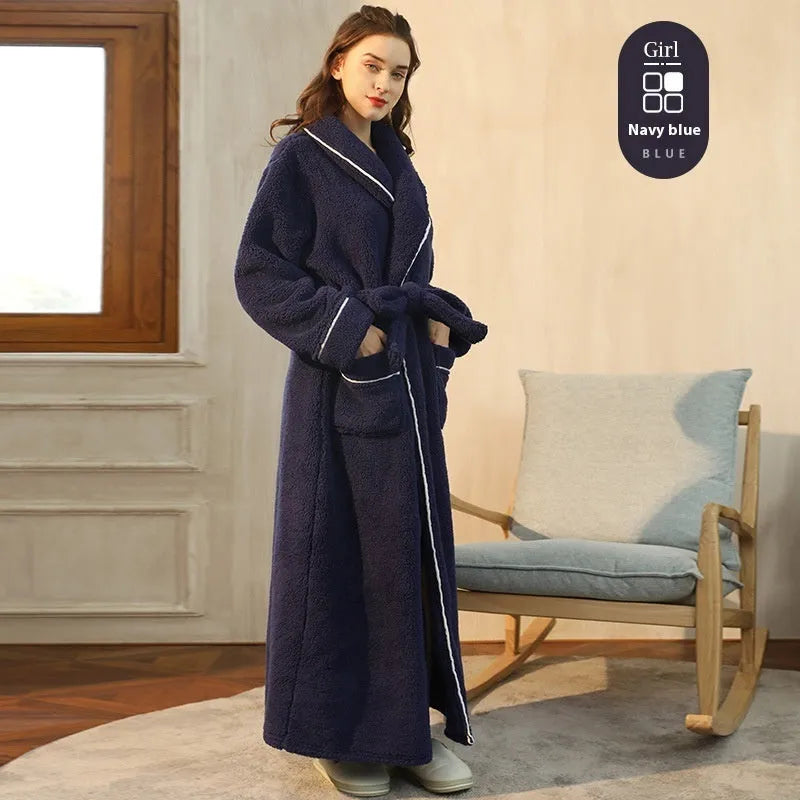 Super thick flannel couple bathrobe set in Angola red and navy blue, shown in sizes M, XL, and XXXL.