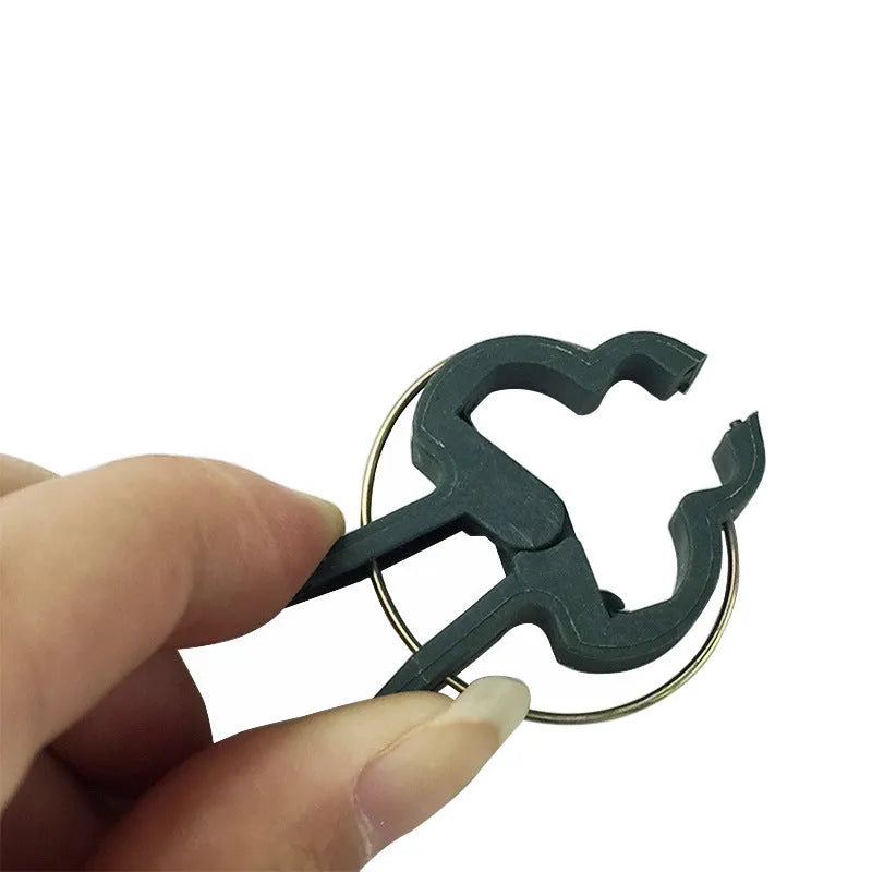 Garden clip set with PP plastic plant clips in 6cm size for woodland and garden use