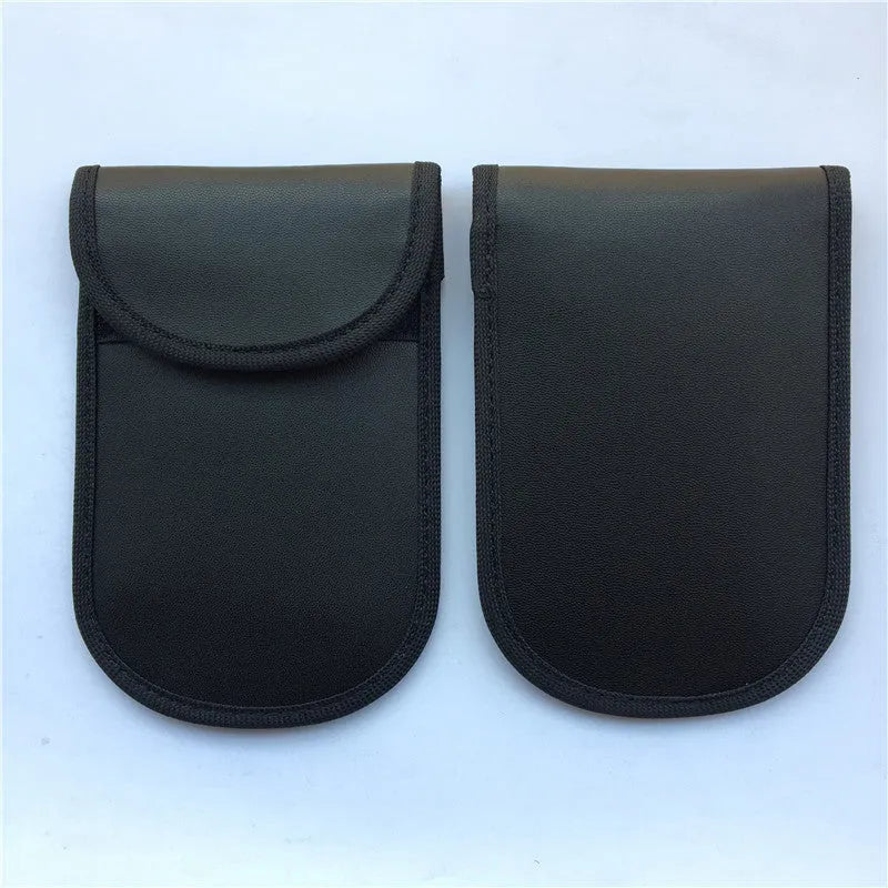 Black signal blocking pouch 20x10cm for key fob, credit card, and RFID protection