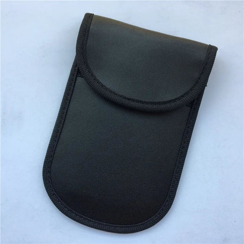 Black signal blocking pouch 20x10cm for key fob, credit card, and RFID protection