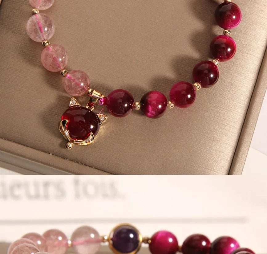 Natural strawberry crystal bracelet for women on elastic rope 18cm picture colour simple style