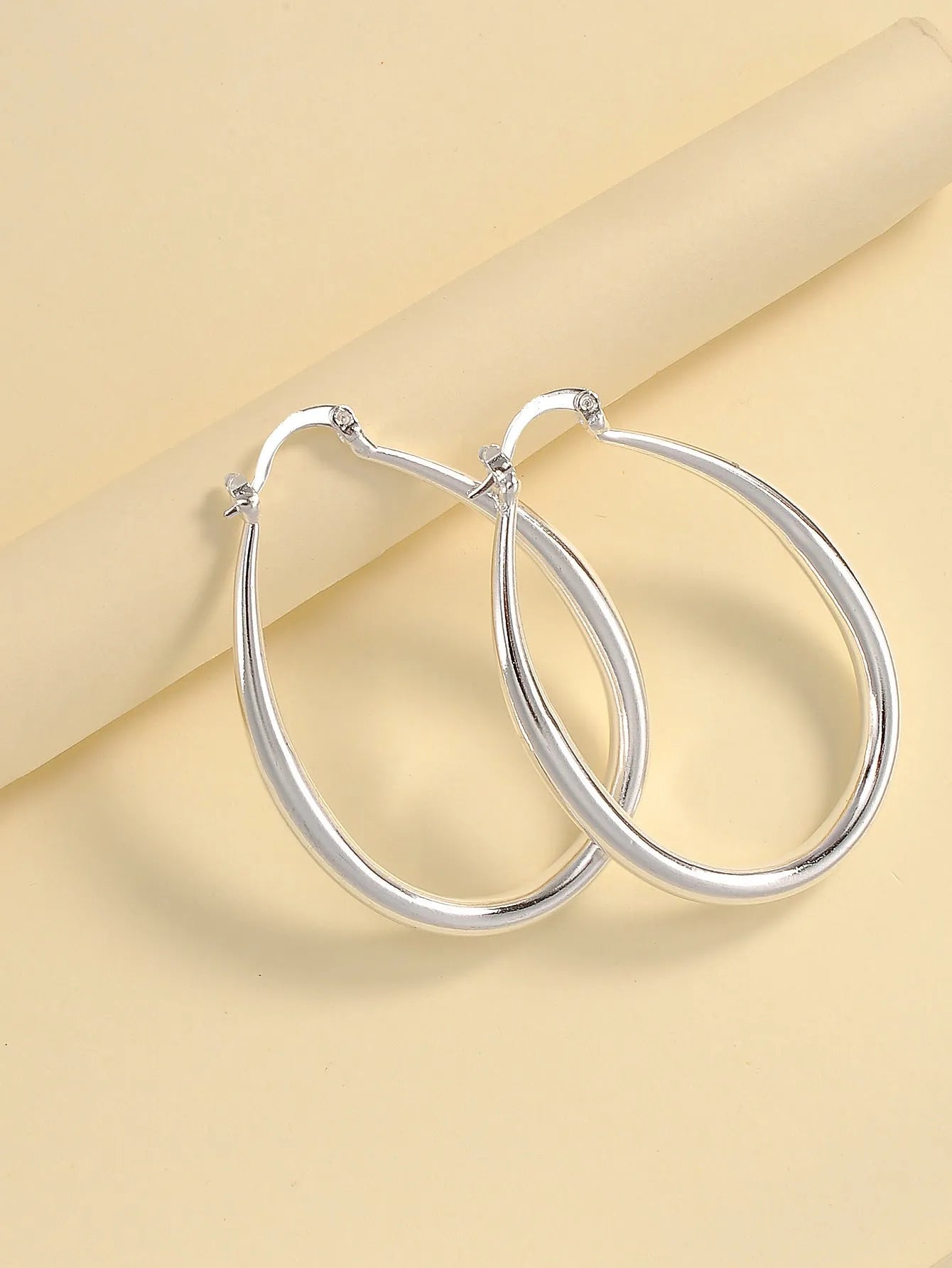 Geometric oval earrings for women, gold electroplated metal with alloy inlaid artificial gems