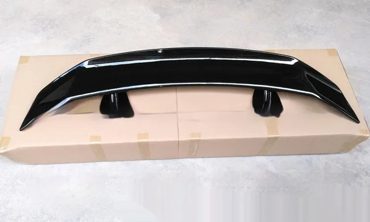 Universal punch-free ABS plastic car spoiler in bright black finish
