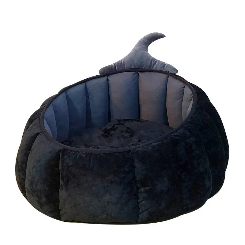 Orange and black pumpkin-shaped cloth cat bed for winter warmth and Halloween pet styling