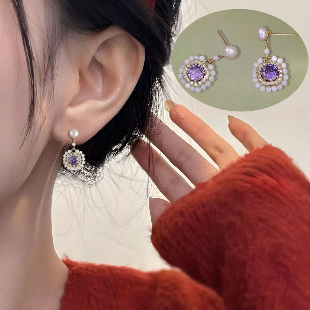 Natural freshwater pearl flower-shaped earrings in purple with diamond treatment finish