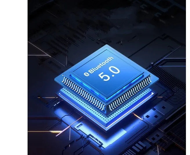 Compact USB Bluetooth 5.0 adapter CM390 in plastic casing with dimensions 114mm x 102mm x 8mm