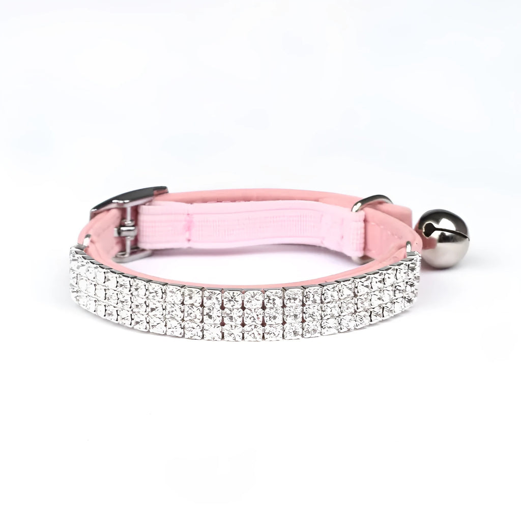 A red suede velvet cat collar decorated with rhinestones, adjustable from 20 to 30 cm.