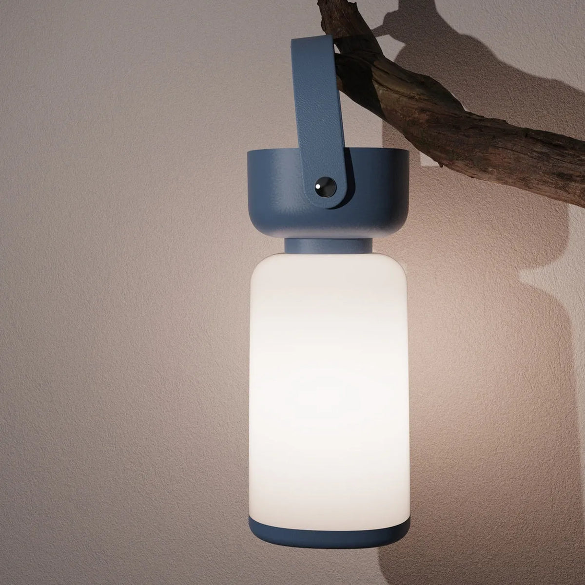 Portable LED camping lantern in blue or brown yellow, USB rechargeable, waterproof, ≤36V, for outdoor use