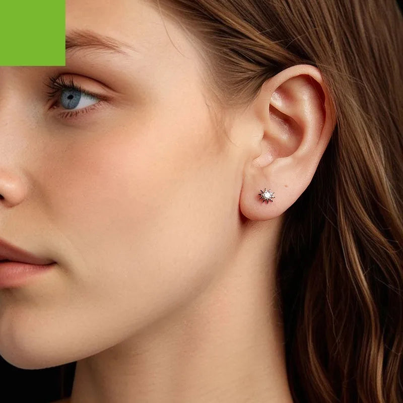 Fashion Simple S925 Sterling Silver Sun Moissanite Stud Earrings with certificate for women