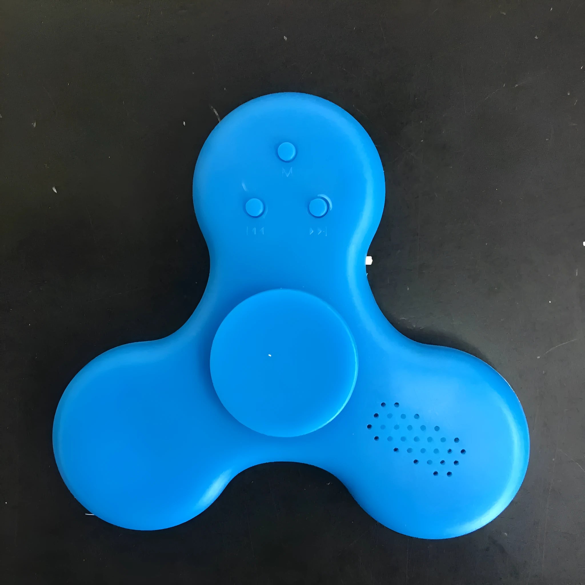 Bluetooth speaker fidget spinner in ABS plastic with 80mm diameter, shown in blue colour option