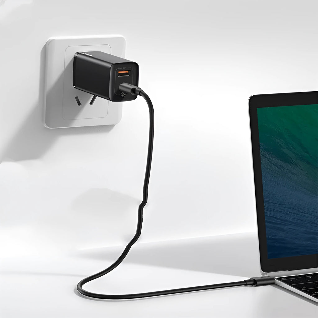 GaN dual-port charger with USB and USB-C in white and black, for 220V US outlet