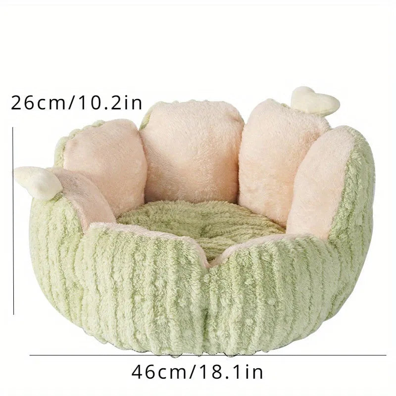 Green cactus-shaped soft pet kennel for cats with litter containment design