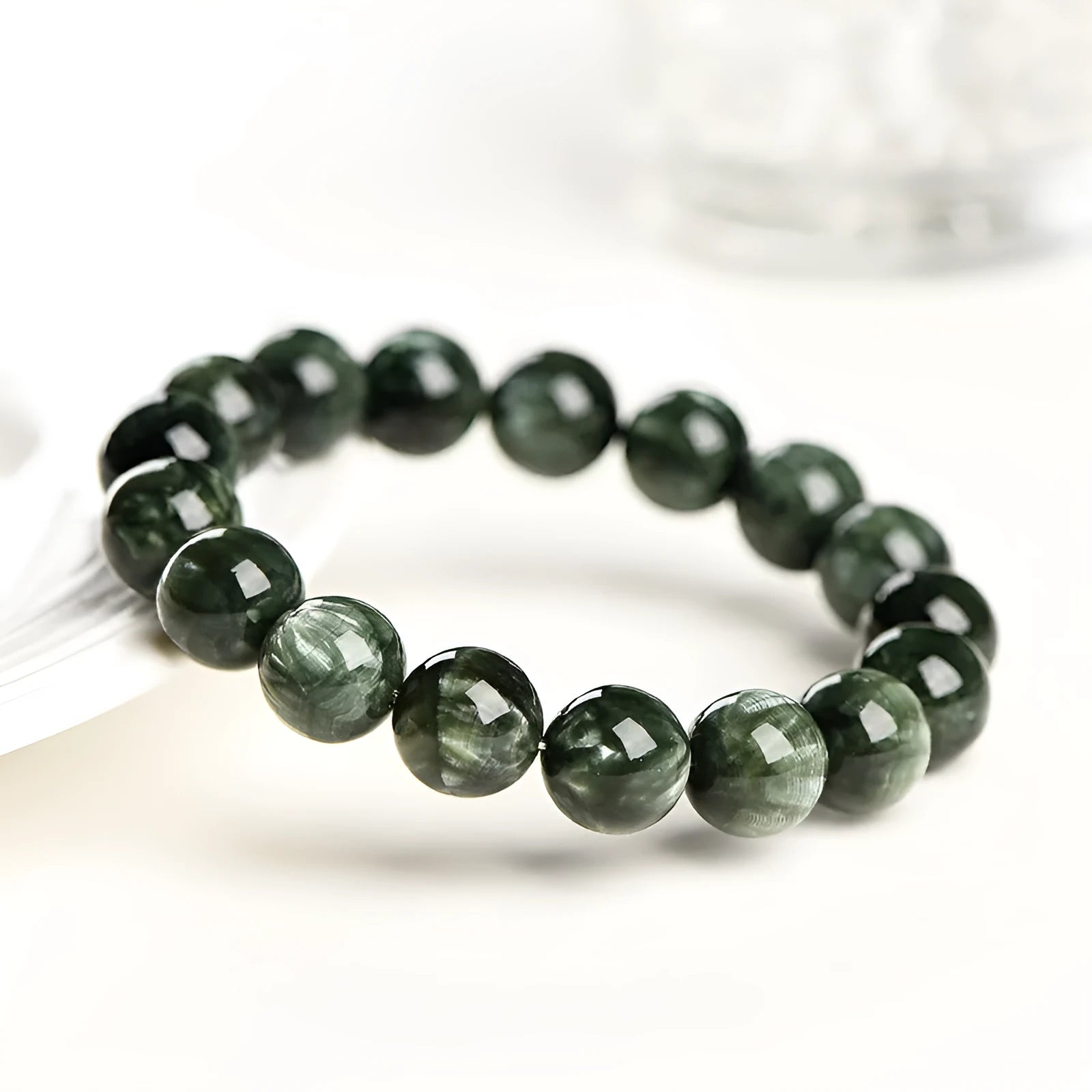 Green Dragon natural crystal bracelet with 8-9mm round beads and ruyi design detail