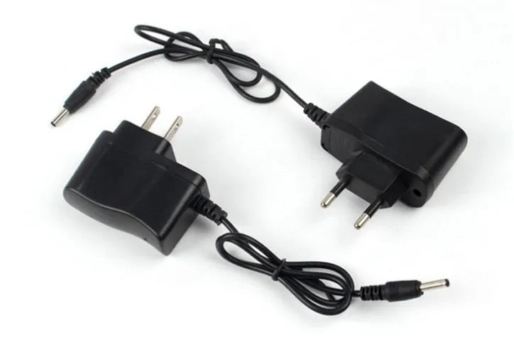 Black battery charger with DC3.5mm plug for 18650 lithium battery direct charge with display light