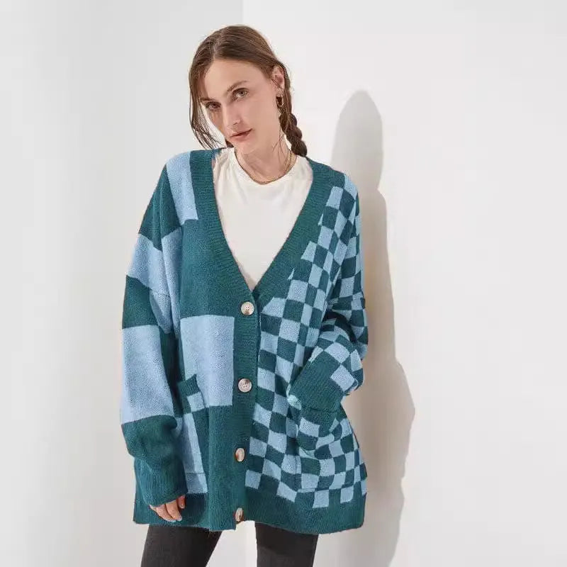 Loose slim fit printed checks knitwear cardigan in grey colour with regular sleeves