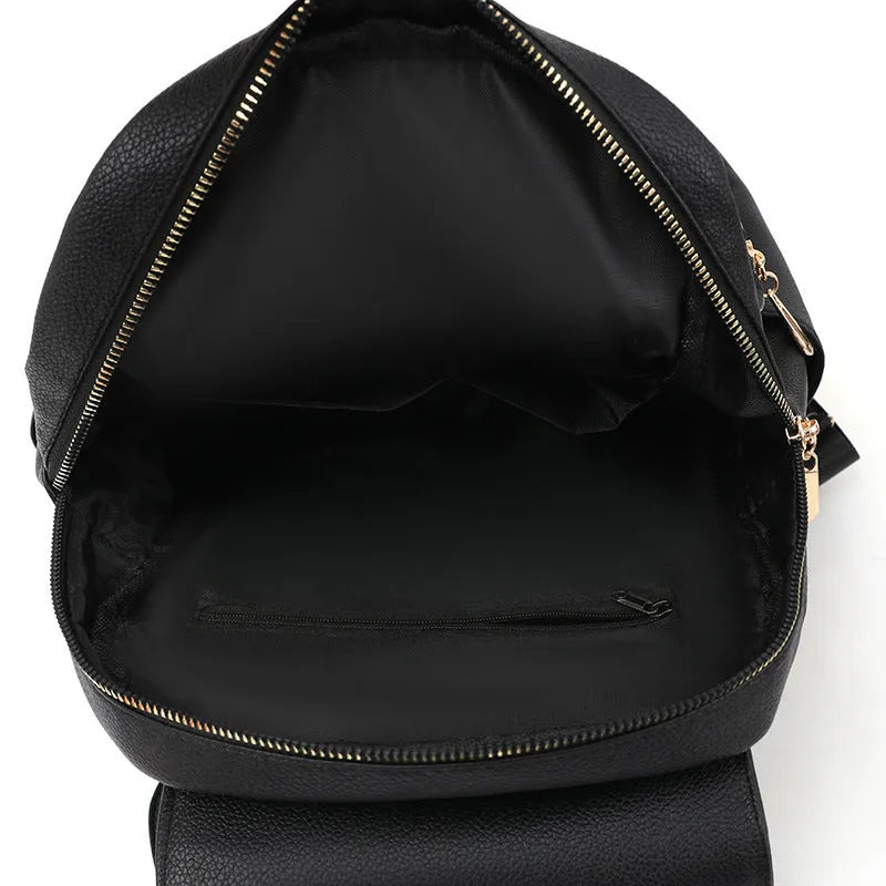Casual women's backpack in soft PU leather with three-dimensional pockets and street-trend design
