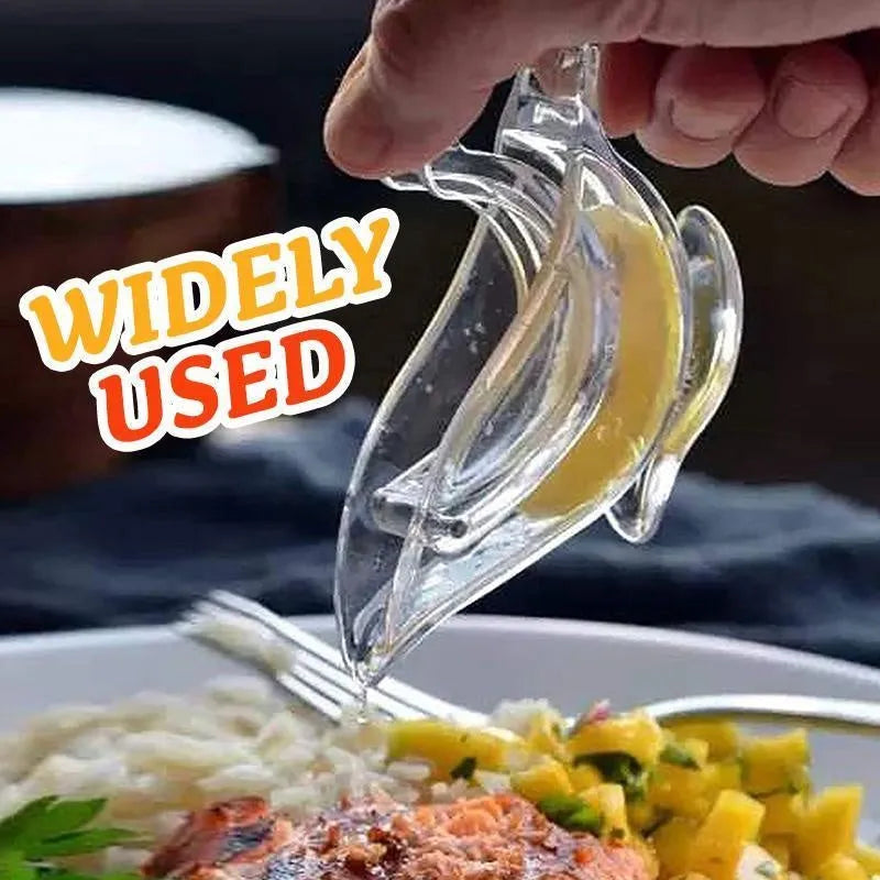 Transparent acrylic manual lemon juicer with bird-shaped press for squeezing citrus slices