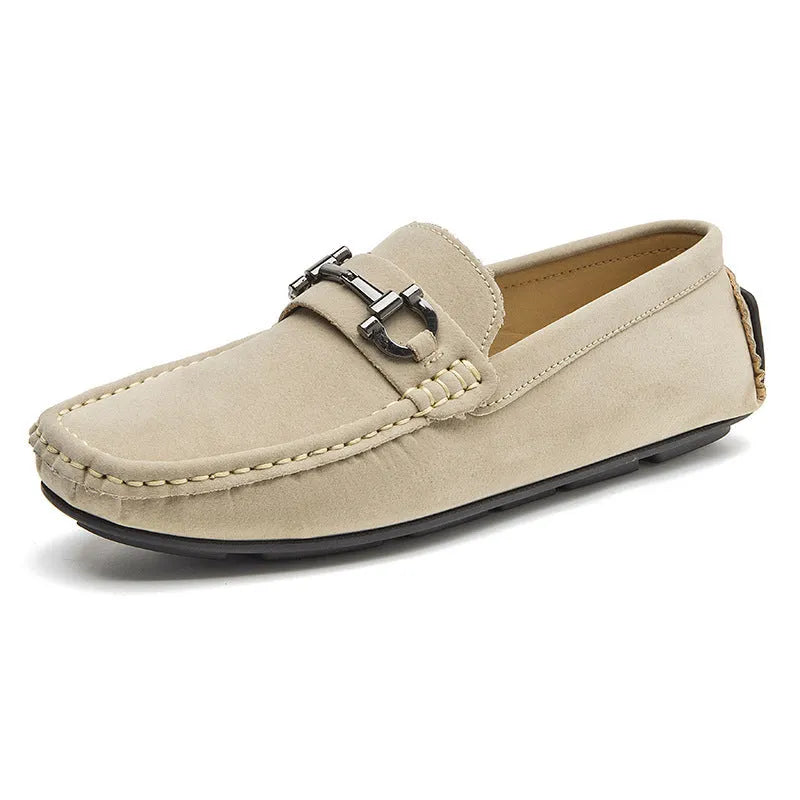Men's casual leather loafers in black brown beige with round toe and rubber sole