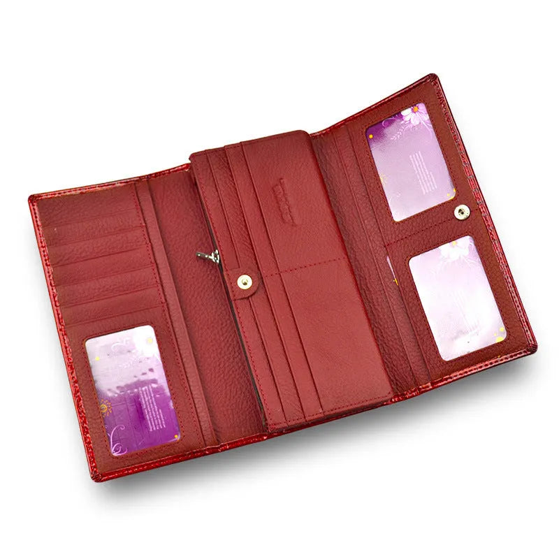 Women's genuine leather crocodile pattern coin purse with pigskin lining in red colour