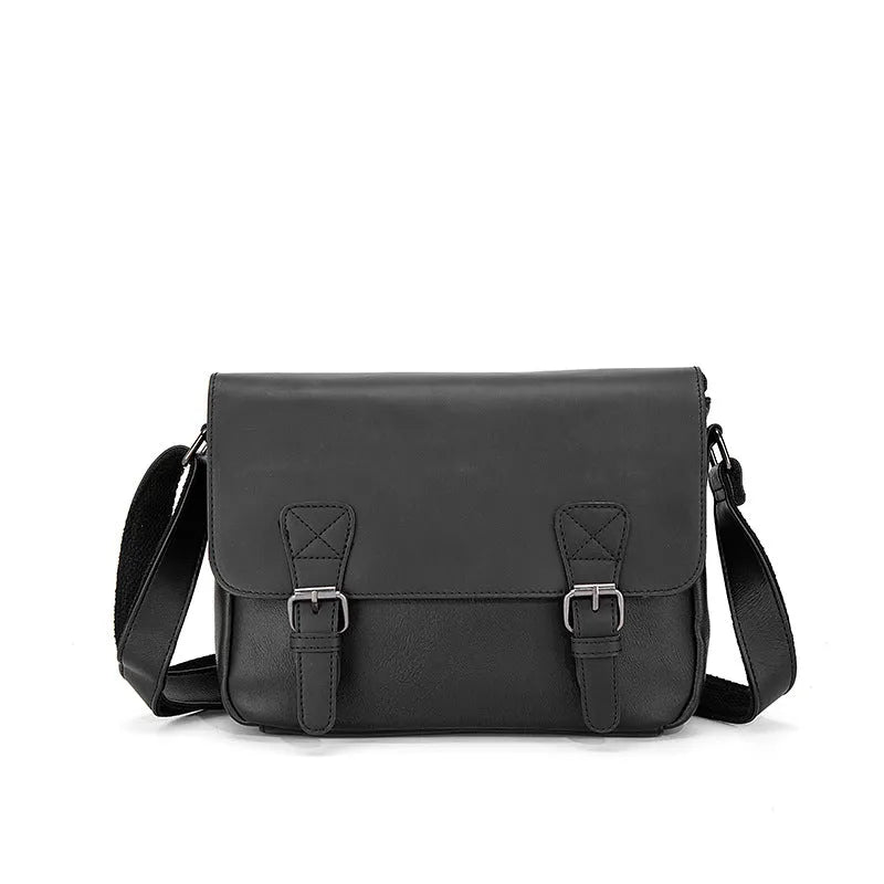 Fashion men's retro large-capacity backpack in solid colour, made from pu leather, available in black or brown