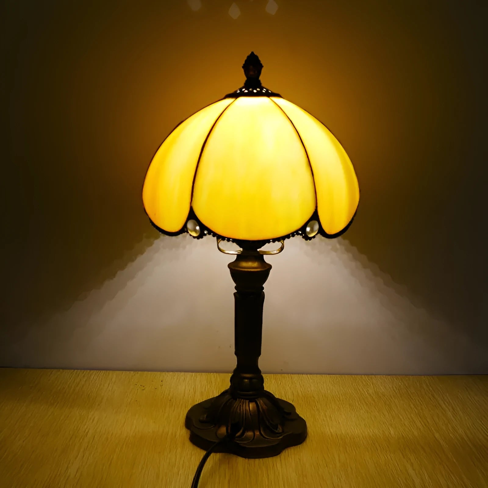 Beige modern bedside lamp with 20cm width for bedroom use