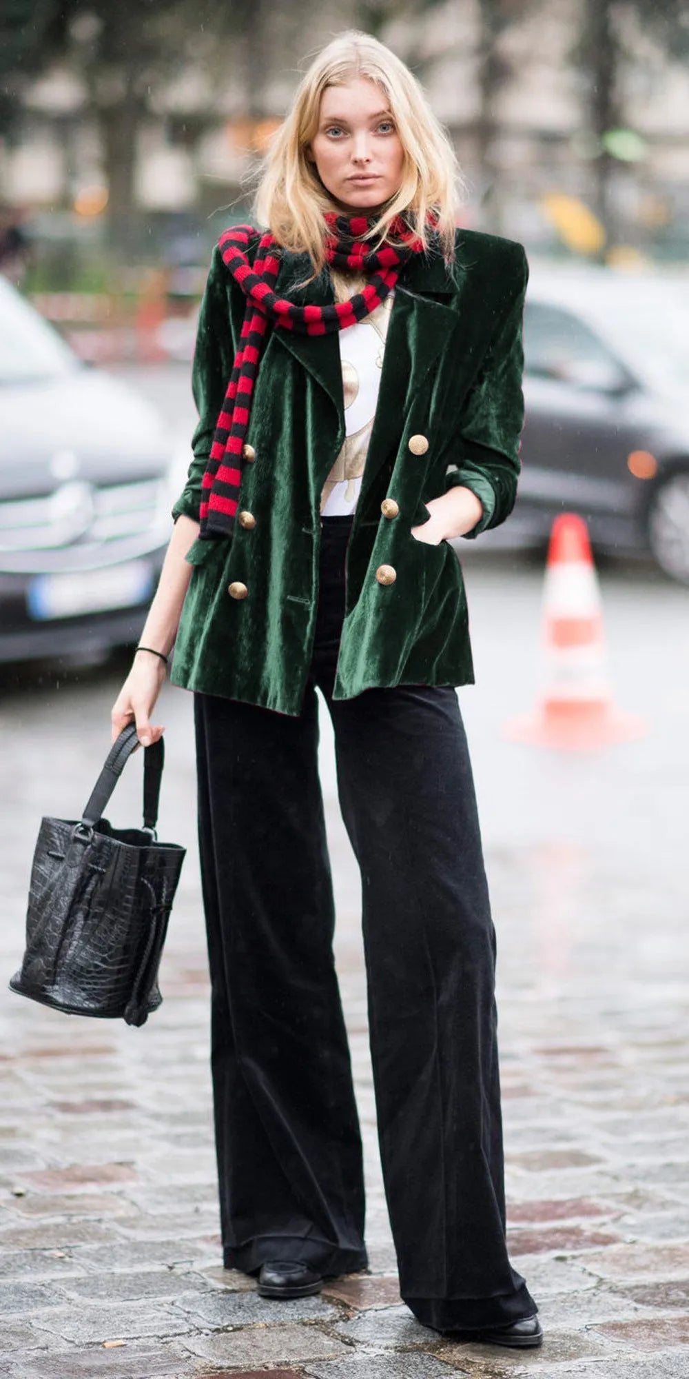 Women's mid-length suit coat in black with pockets, long sleeves, loose fit, 65cm length