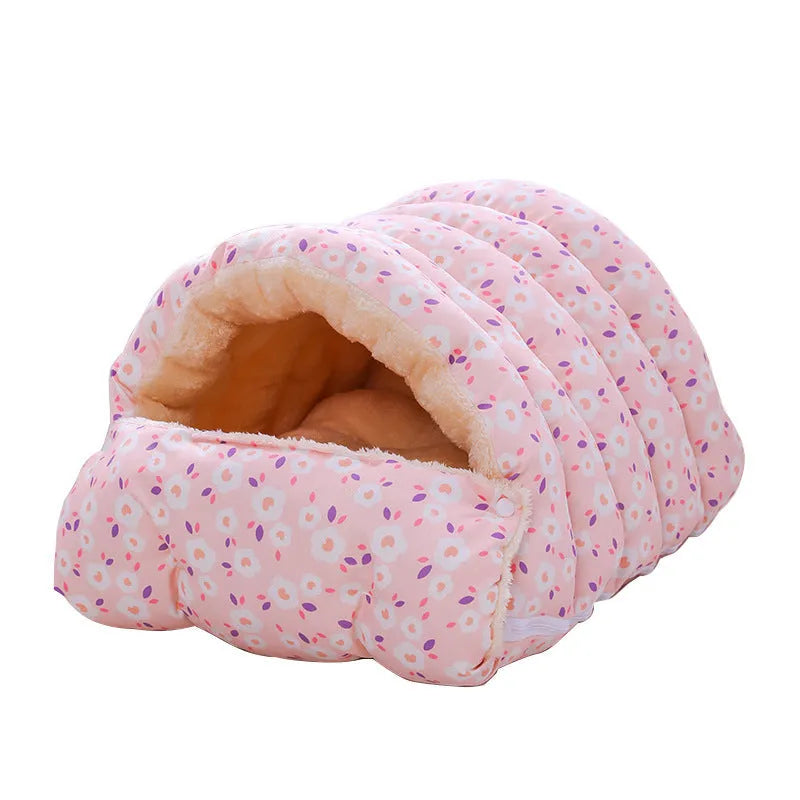 Enclosed winter cat bed with removable lining in floral pattern, S and M sizes for cats up to 15kg