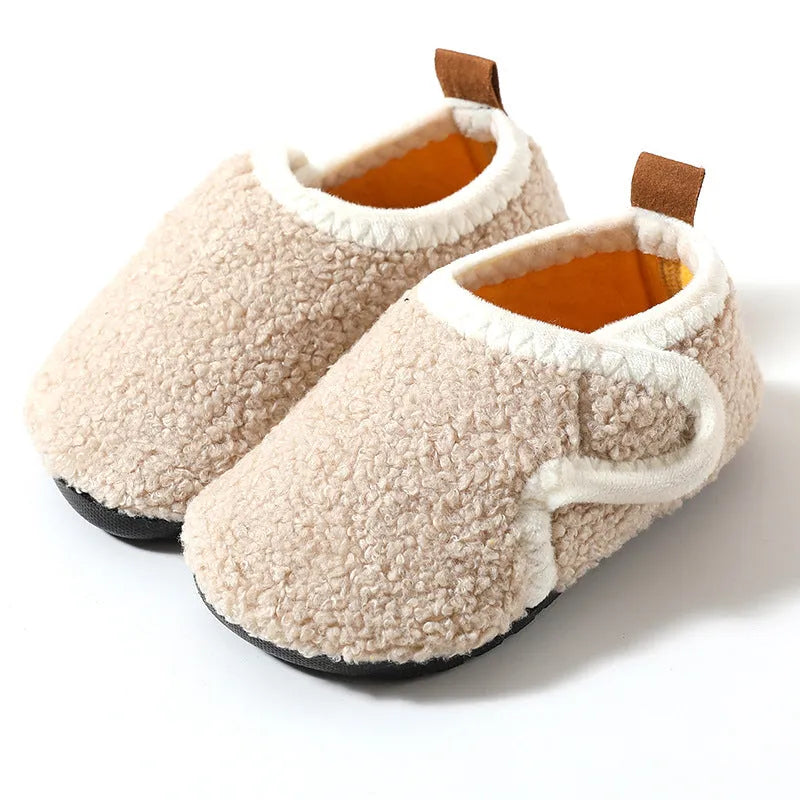 Children's cotton fleece slippers with anti-slip rubber sole in beige colour