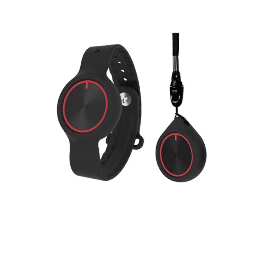 B10 Bluetooth positioning bracelet for indoor tracking with emergency call function and 60-day rechargeable battery