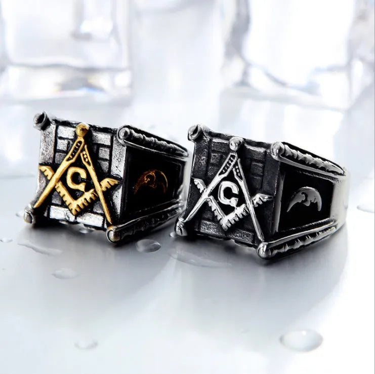 Masonic ring for men with sun and moon motif, high-polished white steel, gold colour option