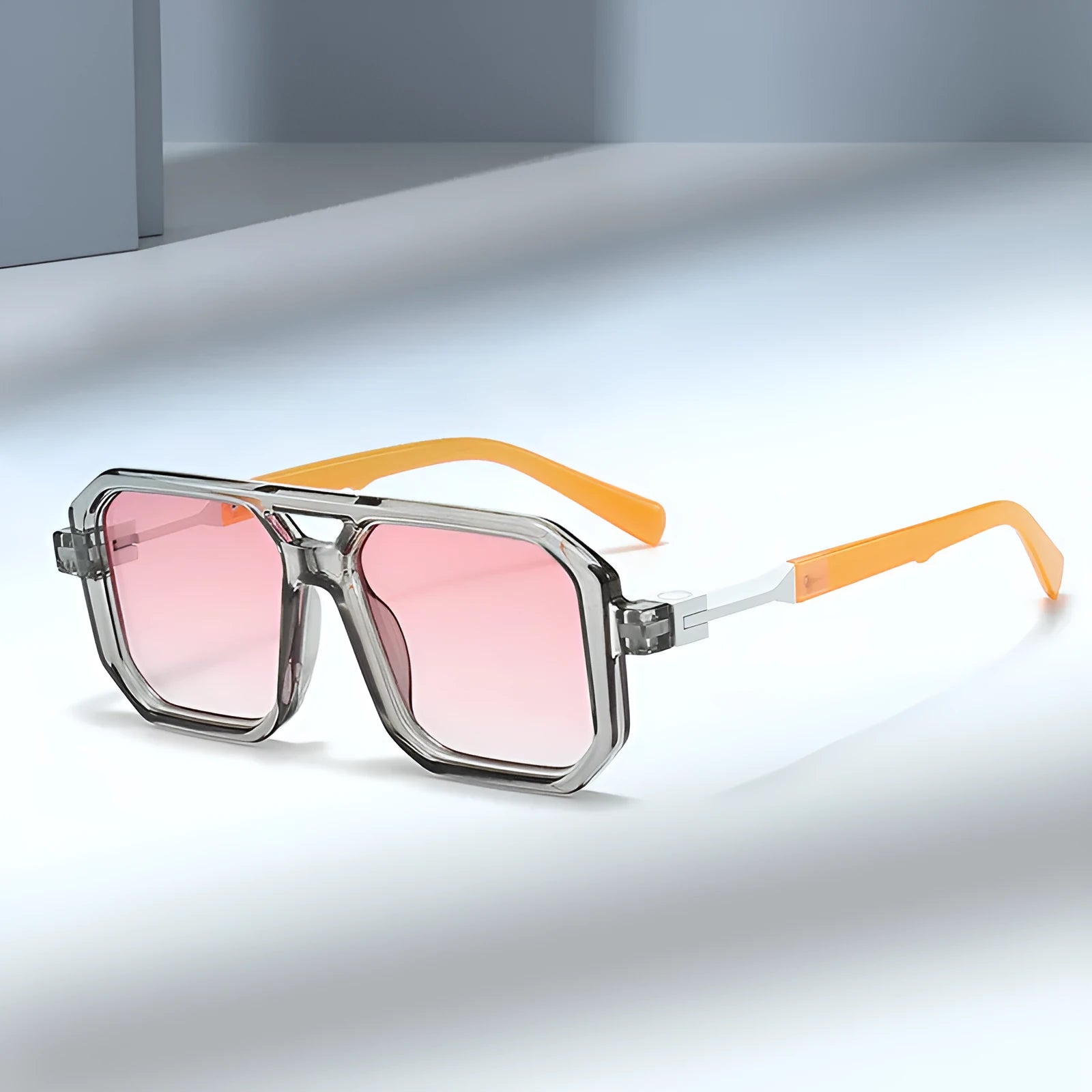 Retro double beam pilot style sunglasses with gray lenses in a black frame