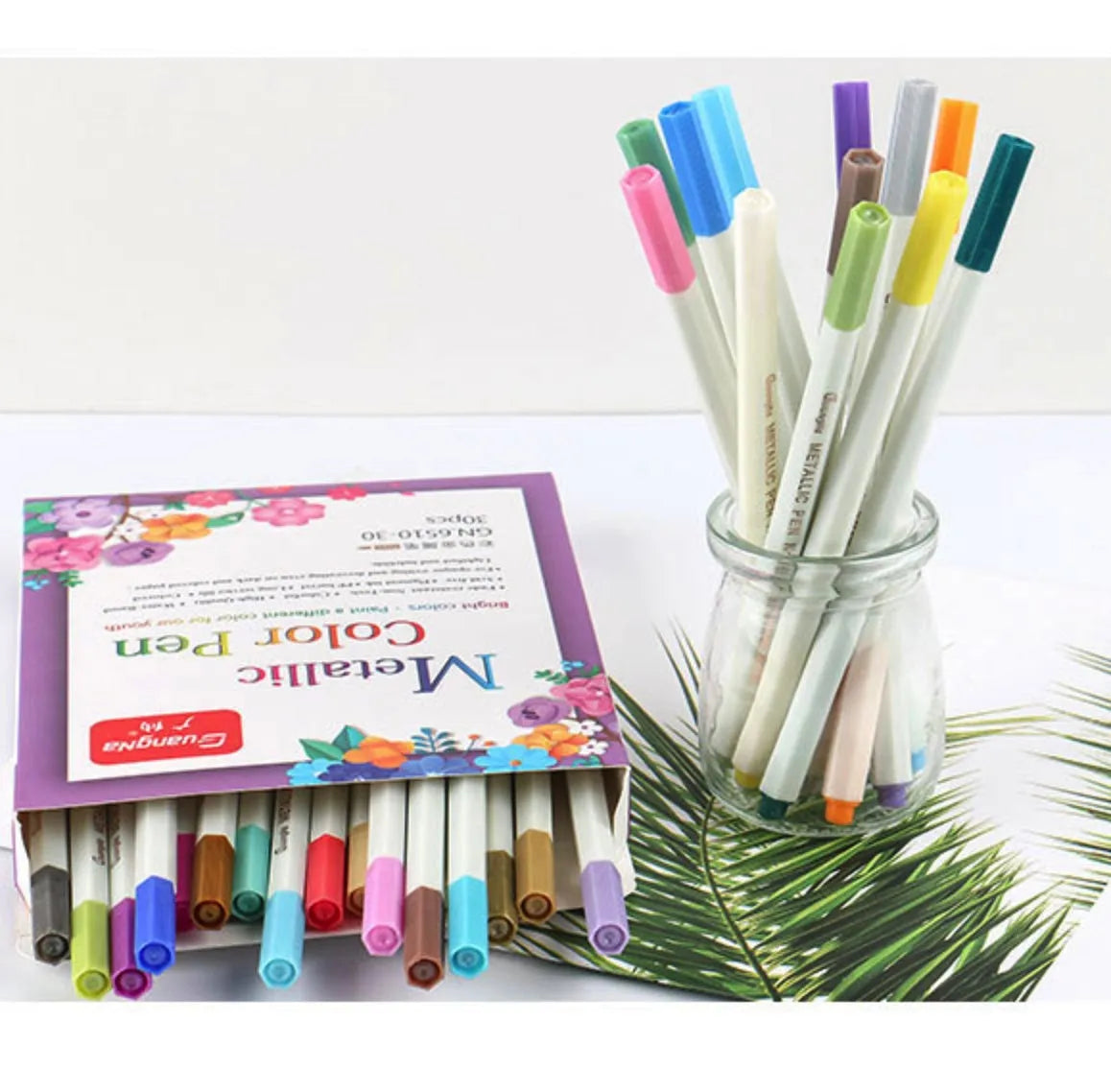 Paint marker pens 16.3cm PP non-toxic permanent markers in black gold silver and white