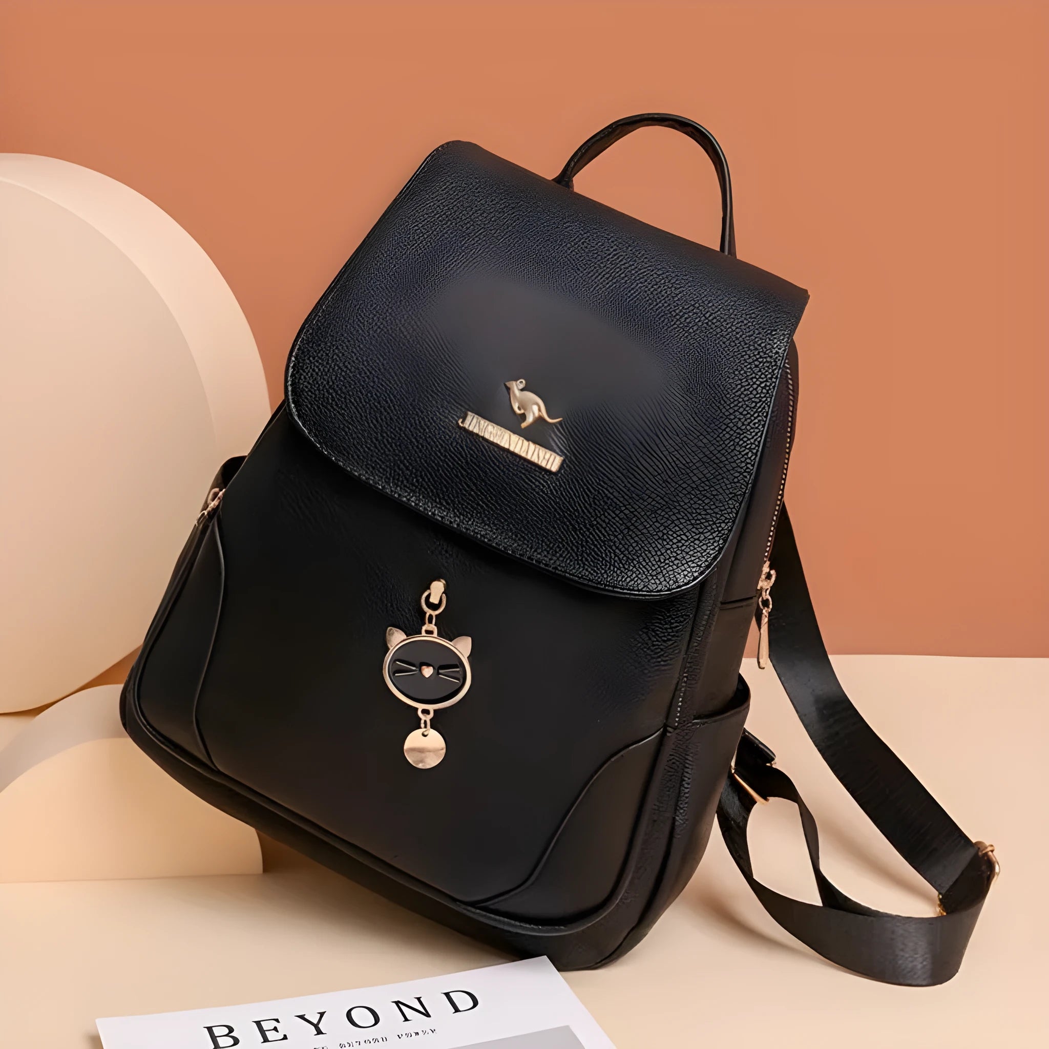 Casual women's backpack in soft PU leather with three-dimensional pockets and street-trend design