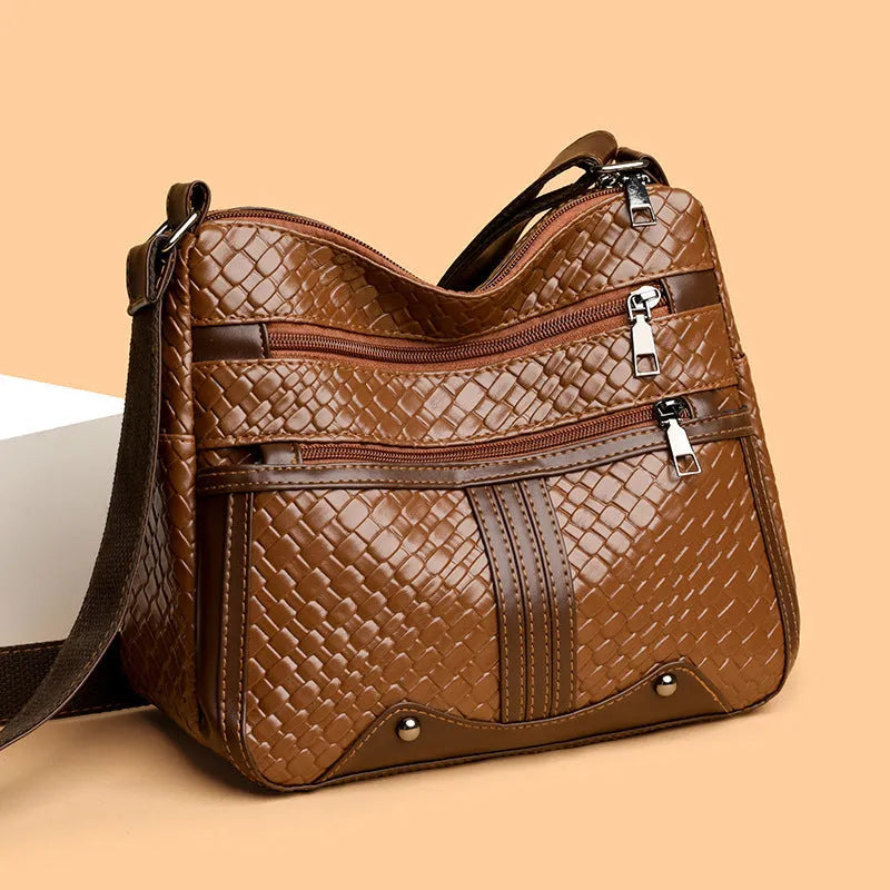 Woven texture single shoulder messenger bag with square shape and internal zipper compartment