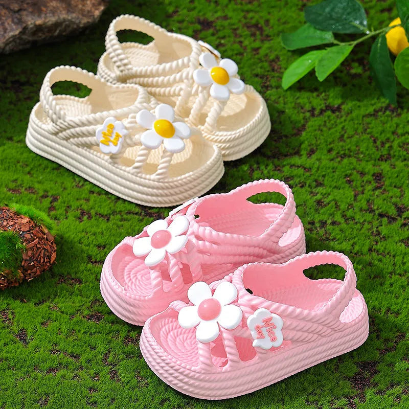 Girls' sandals with flower pattern and EVA non-slip sole in pink colour for ages 4-6