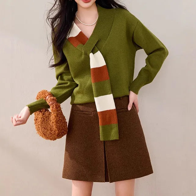 Women's striped V-neck sweater fake two piece long sleeve knit pullover loose fit green colour adult female