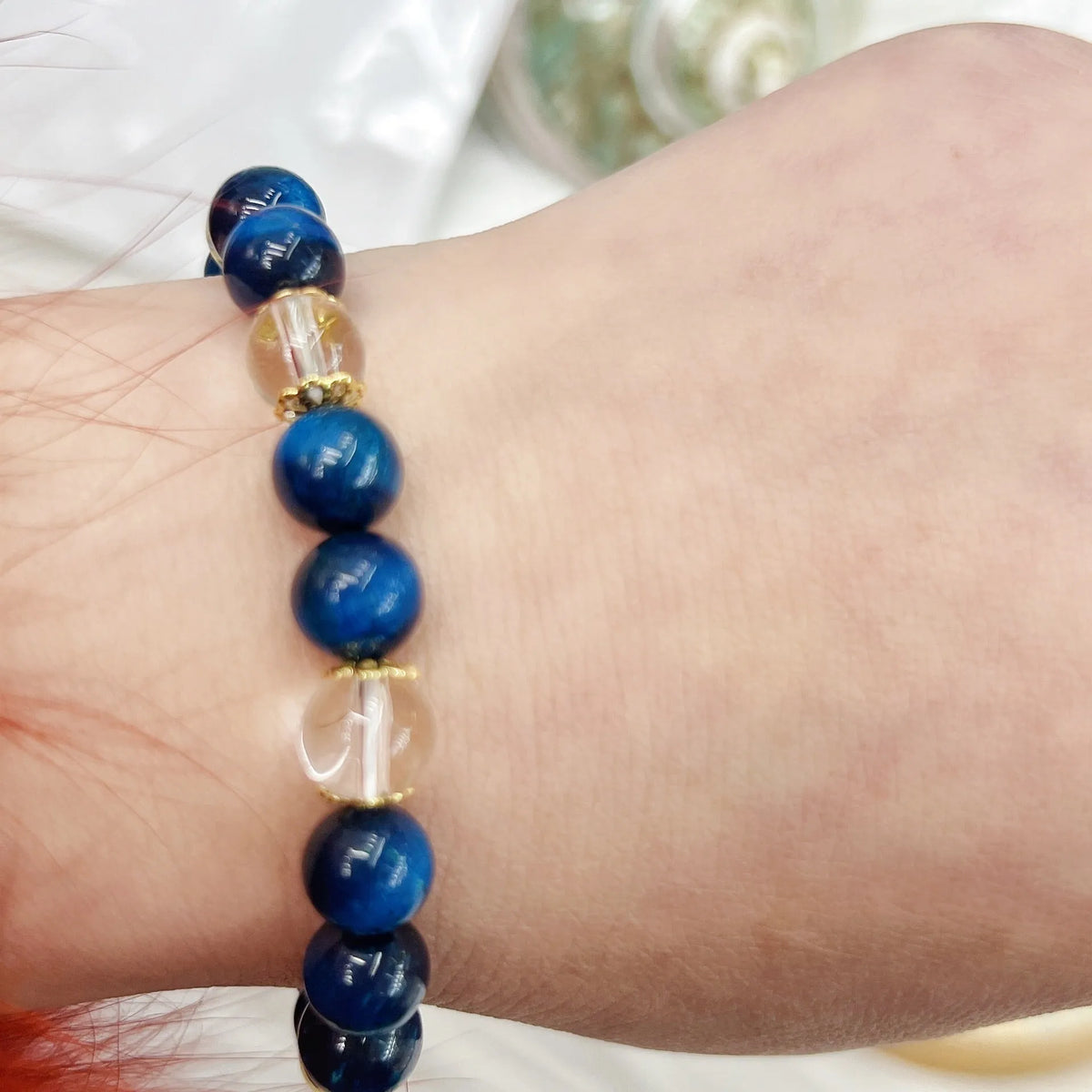 Blue tigereye drop-shaped bracelet for women with manual processing and colour-retaining finish