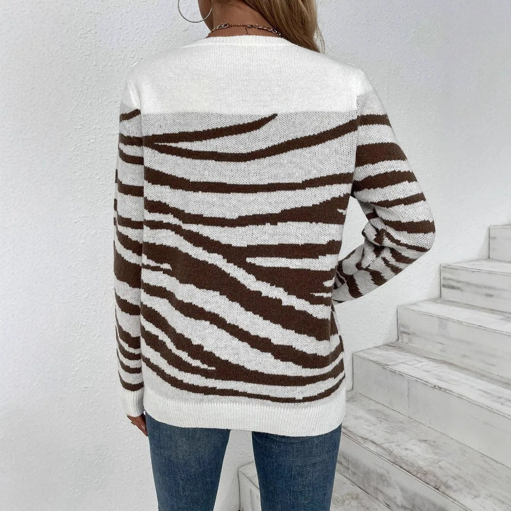 Zebra print round neck long sleeve sweater in acrylic knit, loose fit pullover, black and white colour