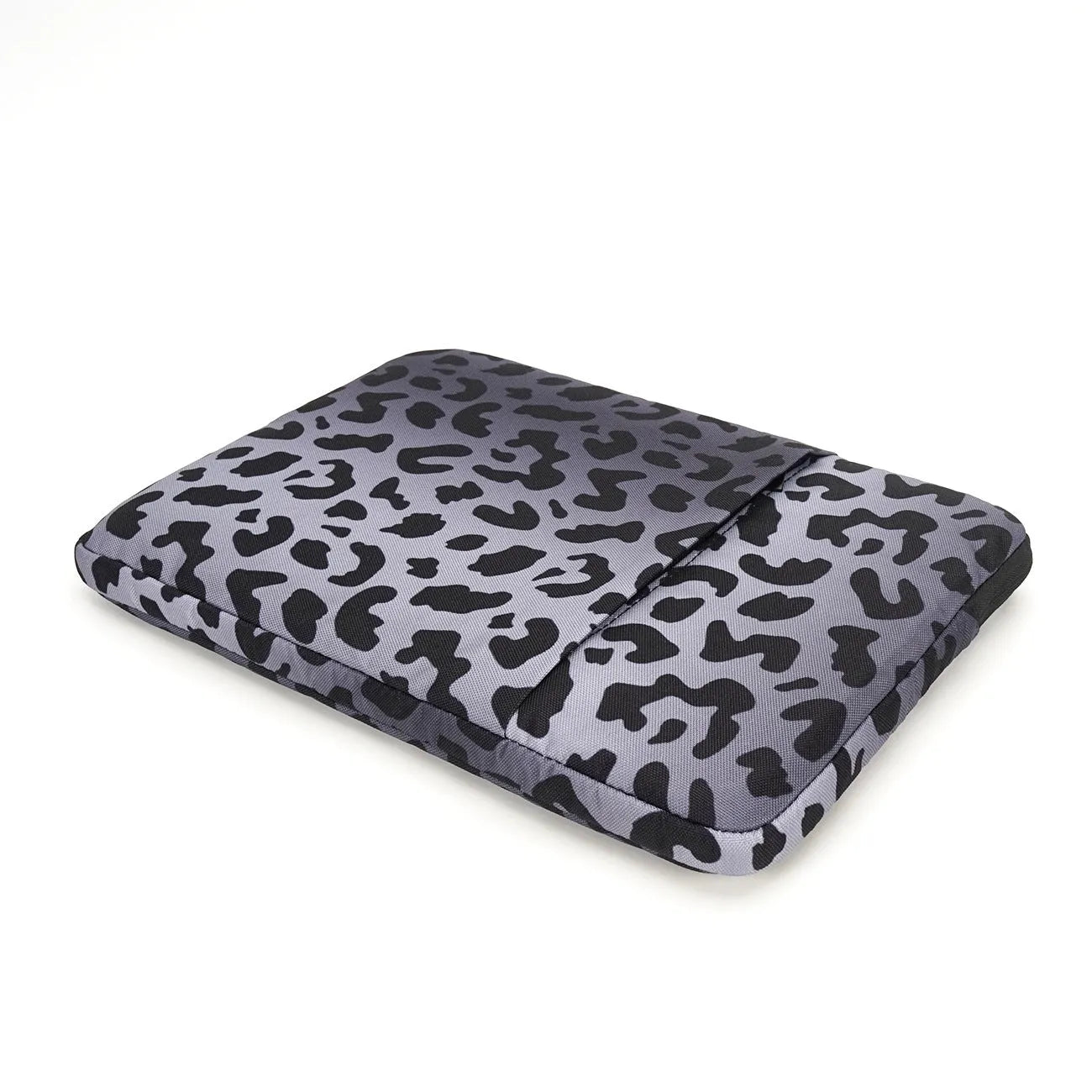 Leopard print laptop sleeve with polyester exterior and flannel lining for 13-inch to 16-inch devices